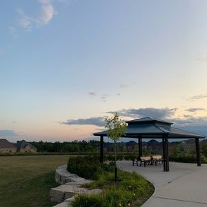 Meet your Posher, Elaine